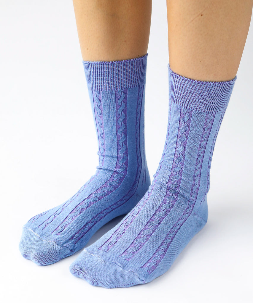Cotton dress socks with cable design in periwinkle blue and purple