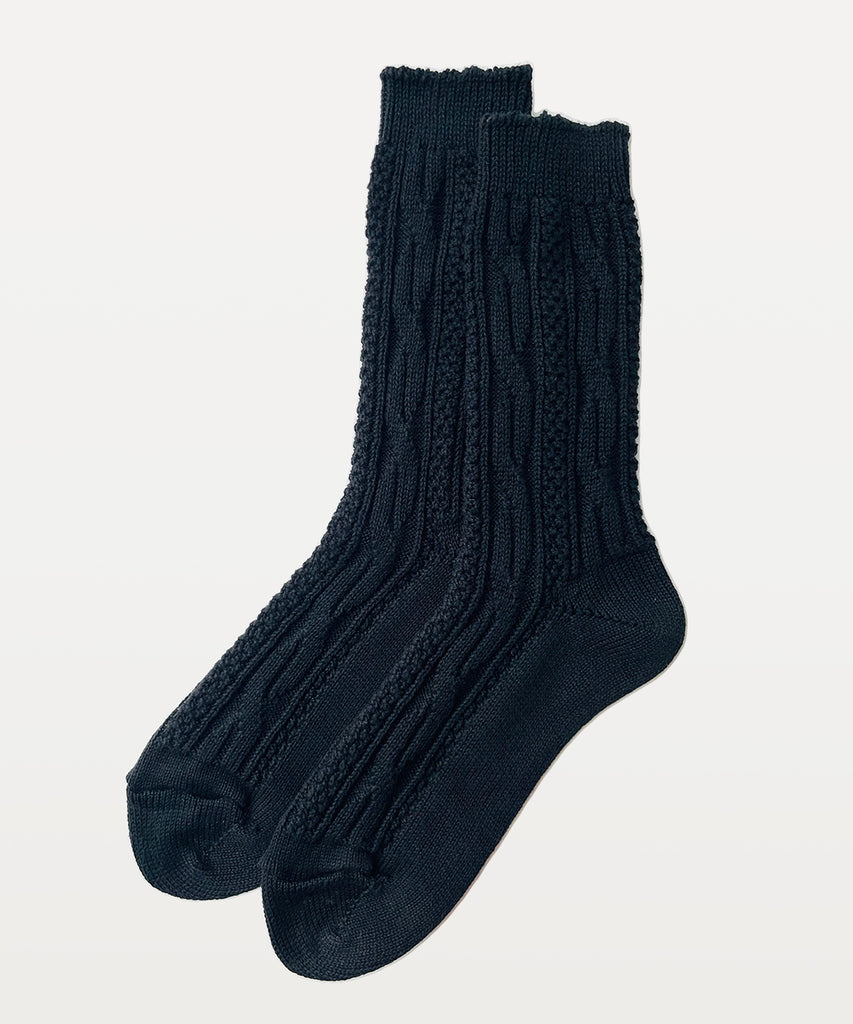 black cable knit textured cotton crew socks