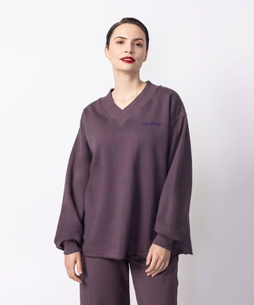 v-neck oversized cotton fleece sweatshirt eggplant