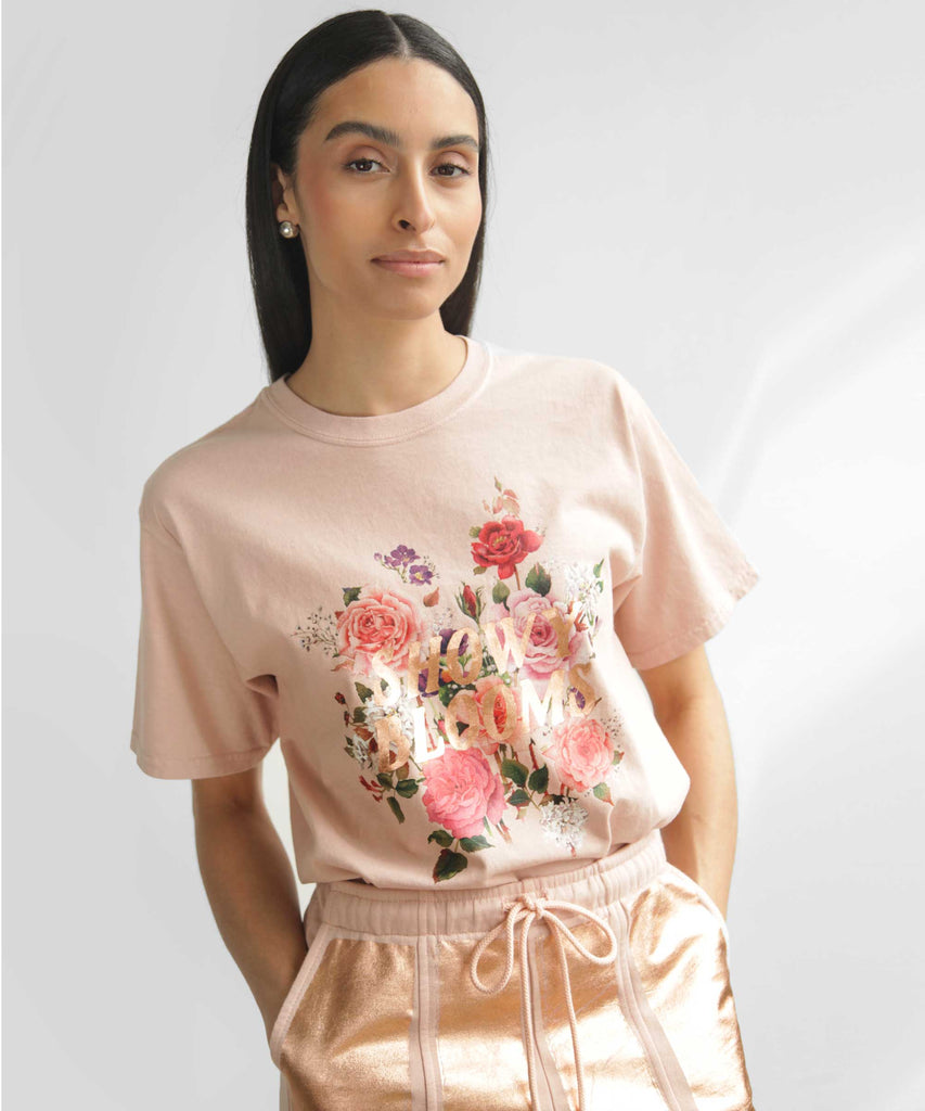 Earthy pink t-shirt metallic ‘Showy Blooms’ rose print
