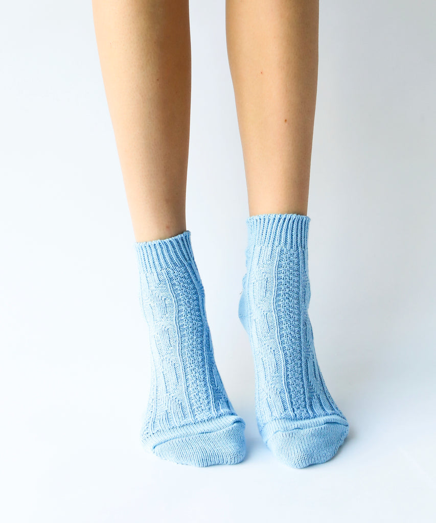 100% cotton ankle socks with knit pattern in light blue