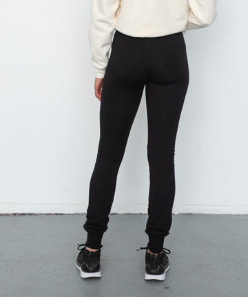 black close fitting versatile sweatpants