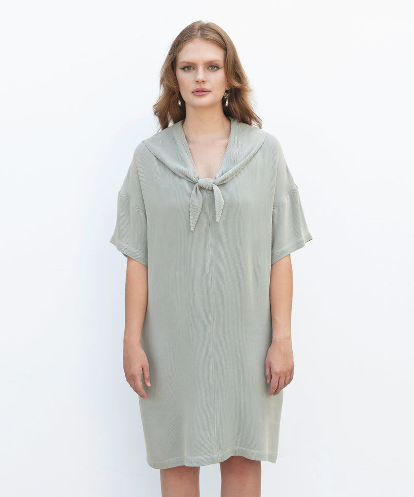 blue stripe vintage fabric drapey dress 